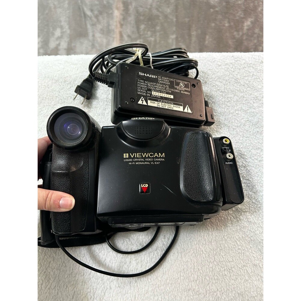 Vintage Sharp Viewcam VL-E47 8mm Camcorder Video Camera Parts Repair w/ Charger